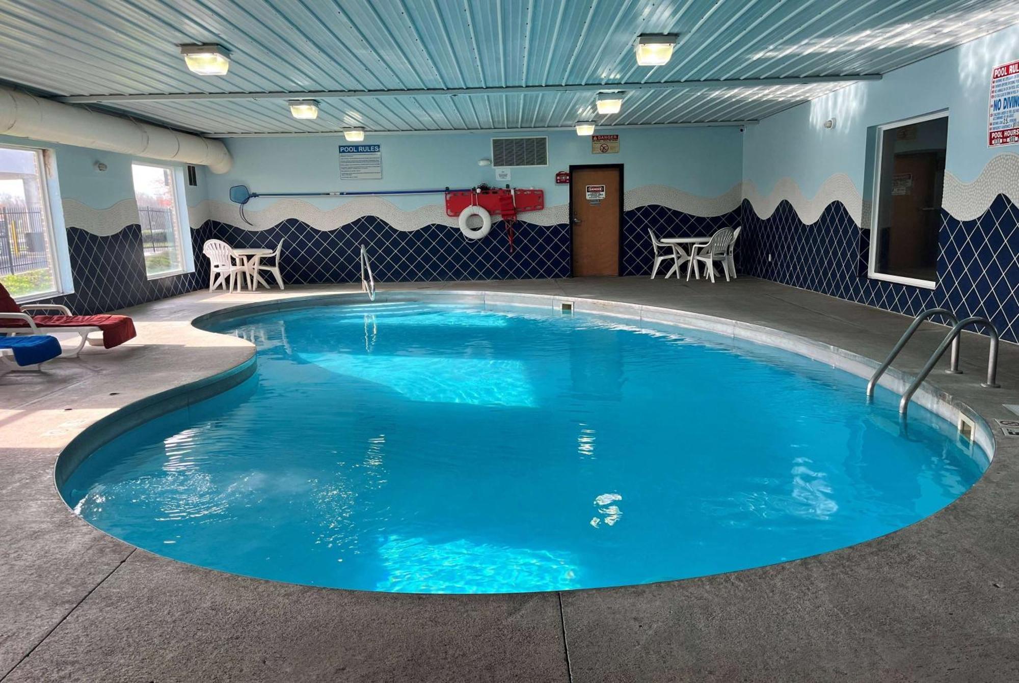 Hotel Baymont By Wyndham Indianapolis Northeast Zewnętrze zdjęcie