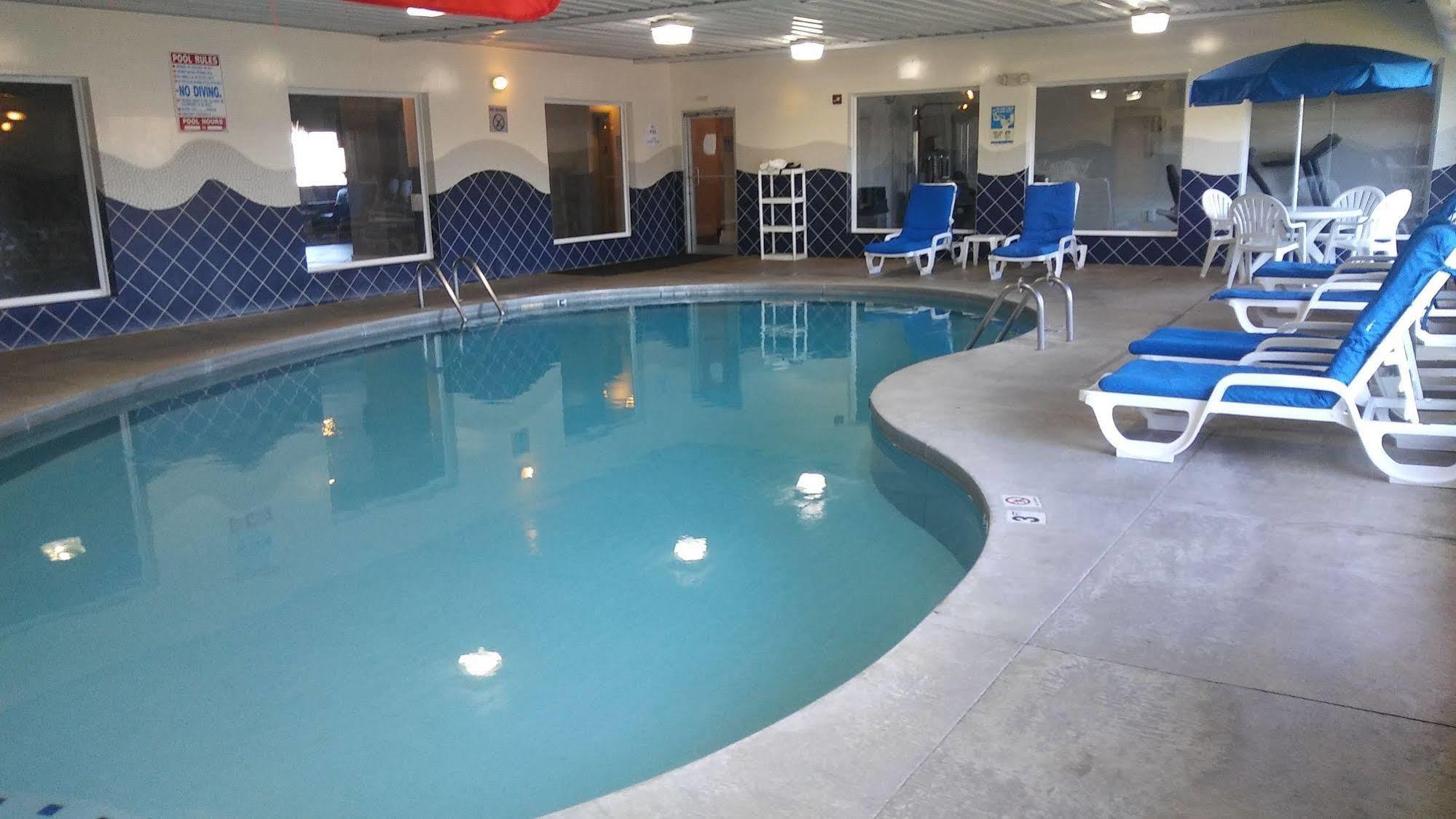 Hotel Baymont By Wyndham Indianapolis Northeast Zewnętrze zdjęcie